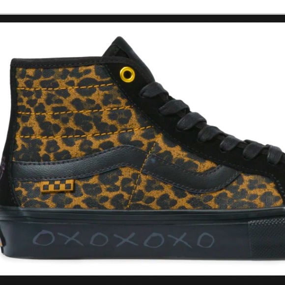 Size 7 Vans Pro Leopard High Top “Cher Strawberry” collection vans. - Picture 3 of 13